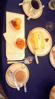 �H�ׂ��Ⴂ�������炢����