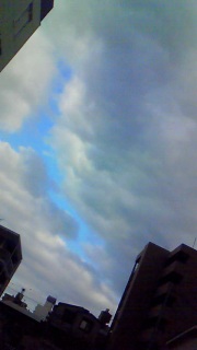 ����͂����Ɖ����Ɏ��Ă���Ǝv��������