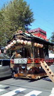 ���̕��͋C�����Ŋy����